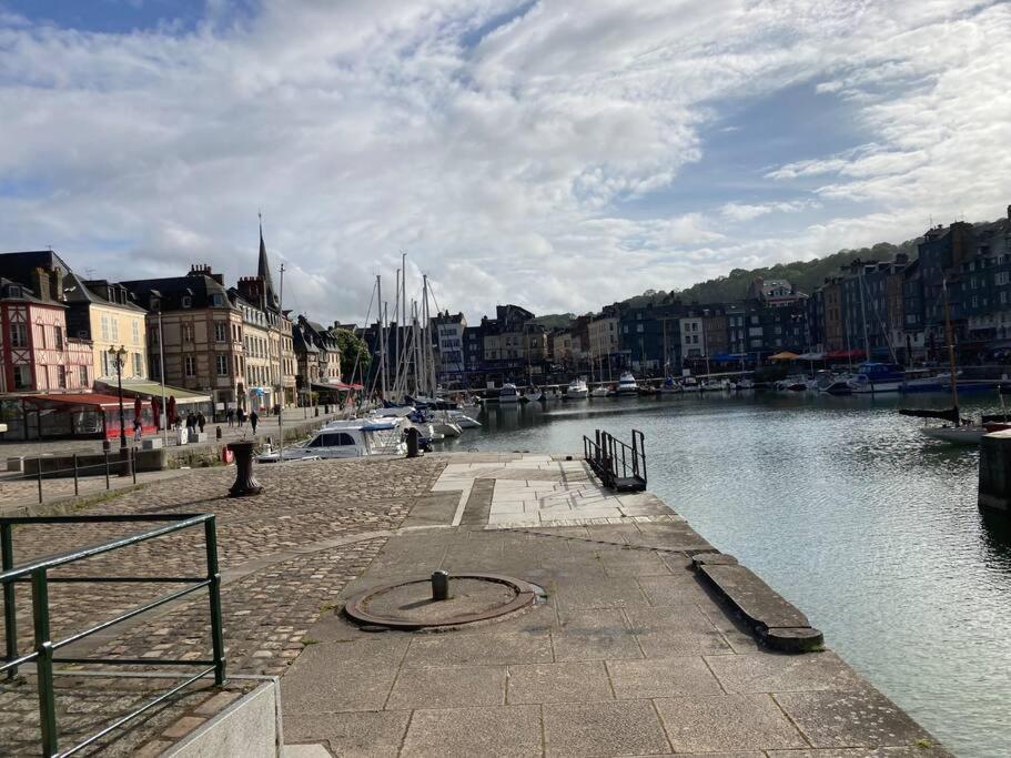 Tendr'Escale, Honfleur Eksteriør billede